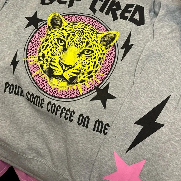 DEF TIRED SWEATSHIRT LEOPARD DEF LEPPARD PLUS SIZE 2X pour some coffee on me - Picture 5 of 5